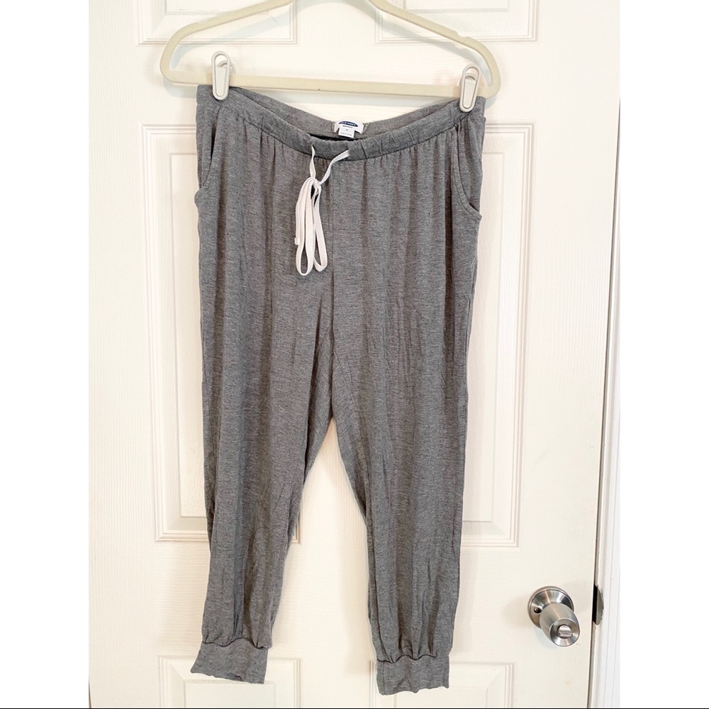 Old Navy Maternity Jogger Size Medium